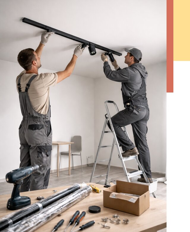 Установка трековых светильников в натяжной потолок в Чехове от 4270 руб. | ОТДЕЛОЧНИК-Чхв